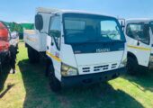 ISUZU NPR 400 3 CUBE TIPPER