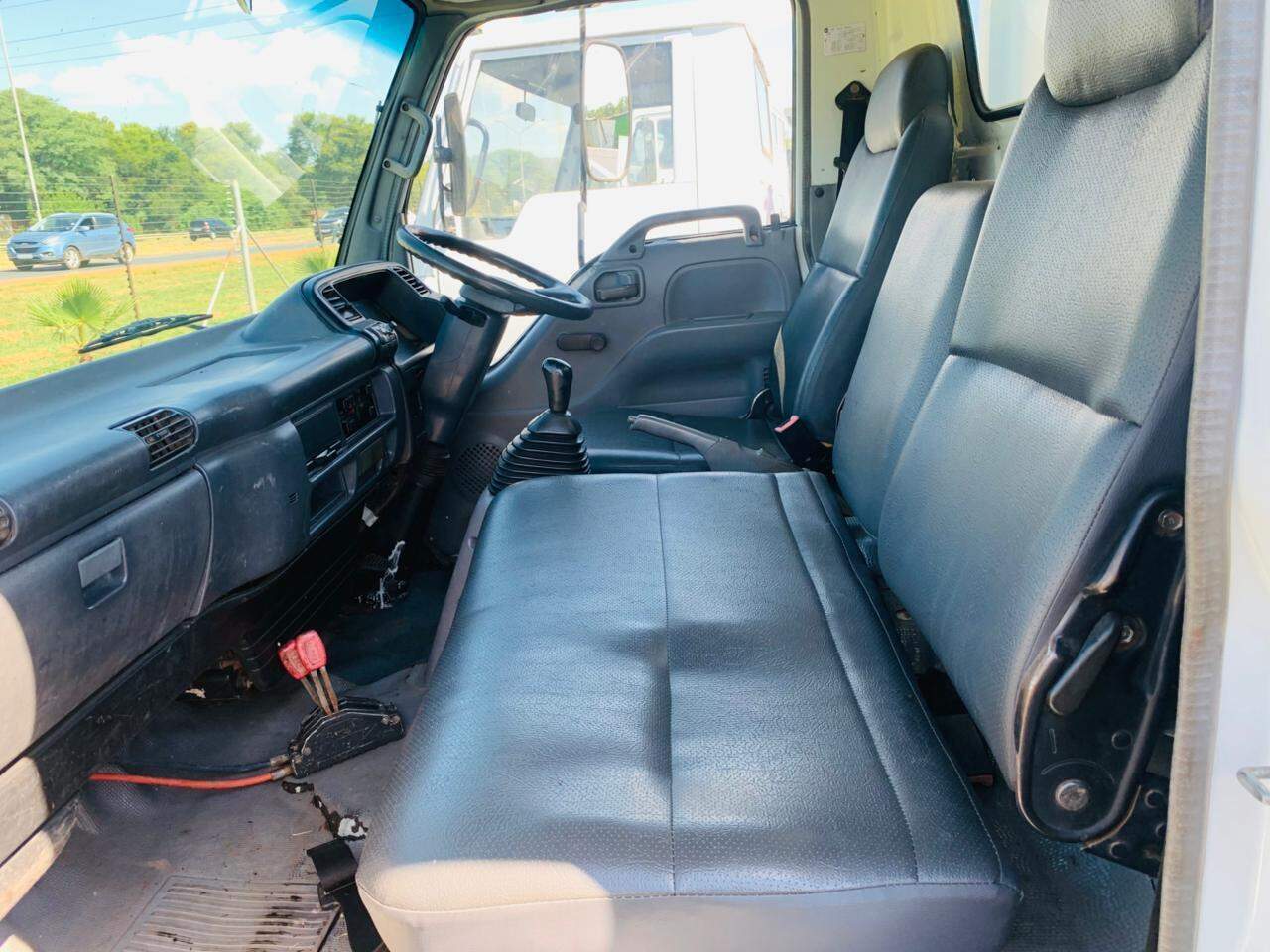 ISUZU NPR 400 3 CUBE TIPPER