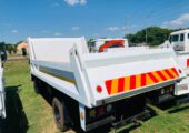 ISUZU NPR 400 3 CUBE TIPPER