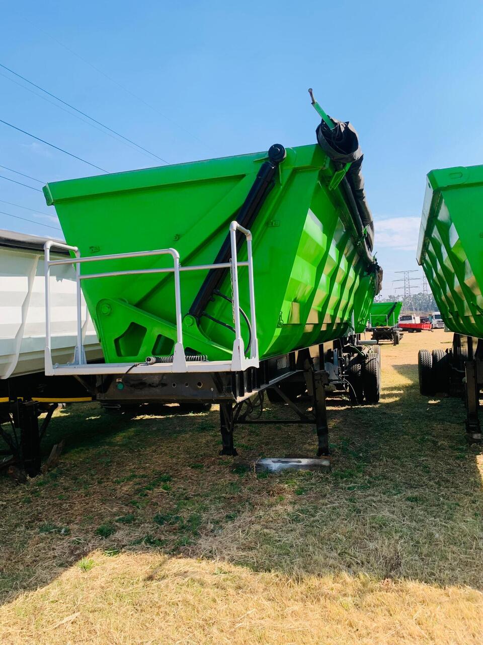 Side Tipper Trailer