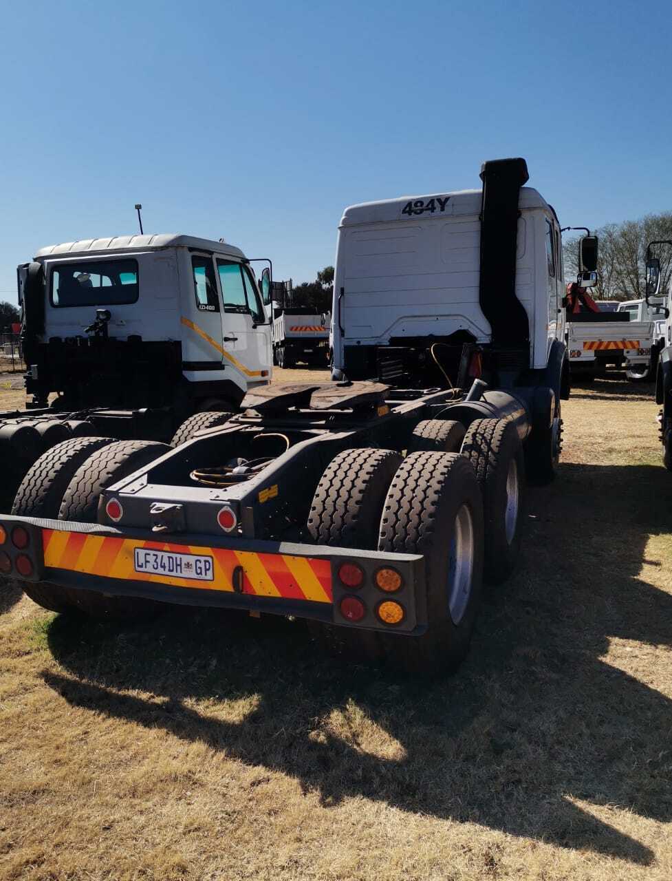 MERCEDES BENZ POWERLINER TRUCK