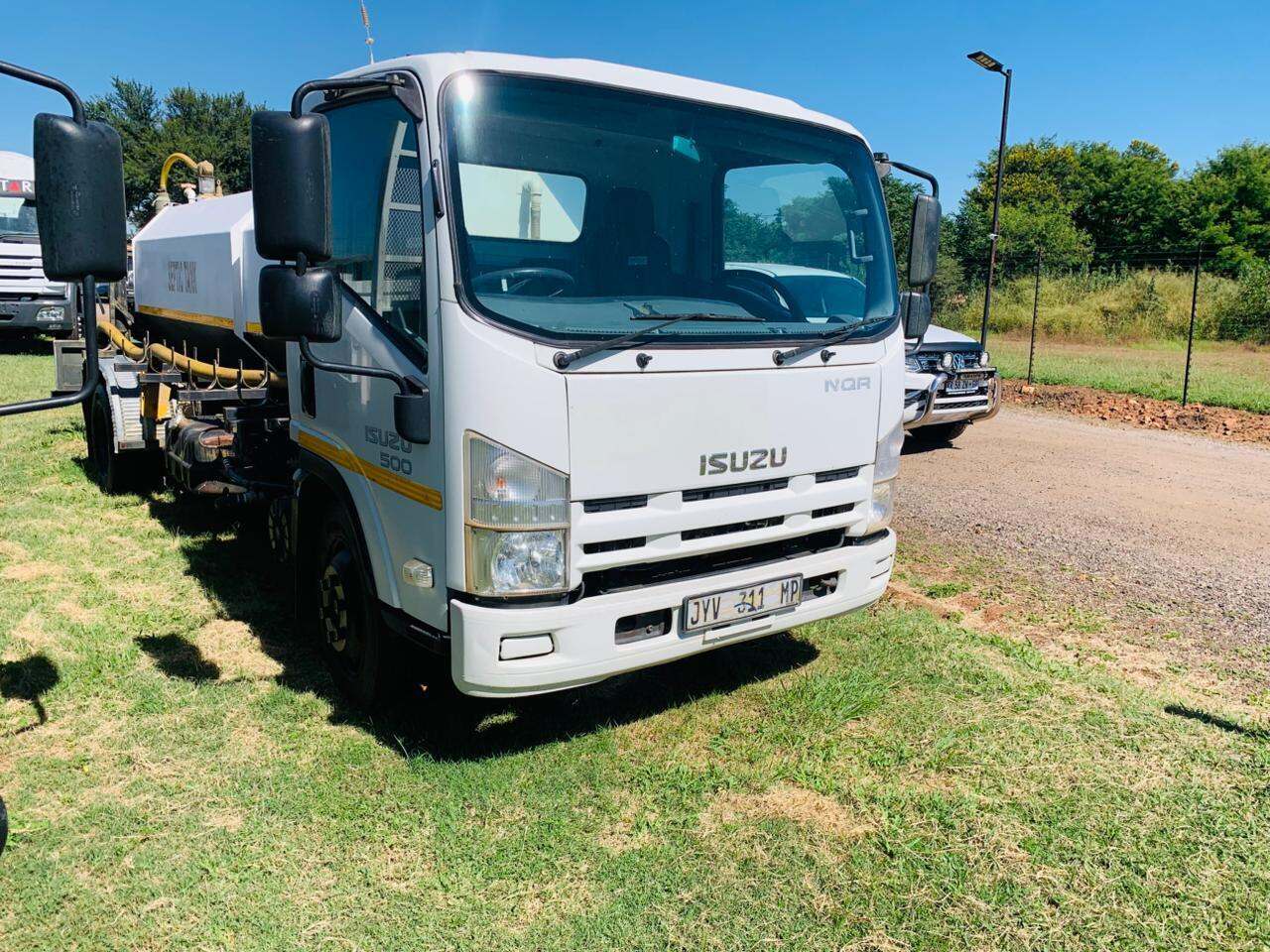 ISUZU NPR500 SEPTIC TANKER/HONEYSUCKER