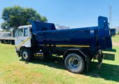 NISSAN UD 85 6 CUBE TIPPER TRUCK