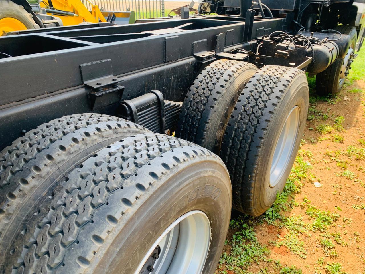 NISSAN DIESEL UD290 10 CUBE