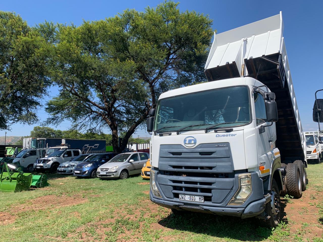 NISSAN DIESEL UD QUESTER 10 CUBE TIPPER