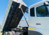 NISSAN DIESEL UD QUESTER 10 CUBE TIPPER