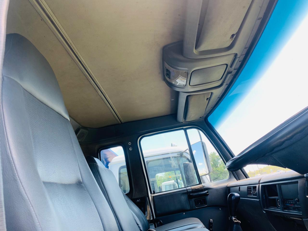 NISSAN UD 85 6 CUBE TIPPER TRUCK