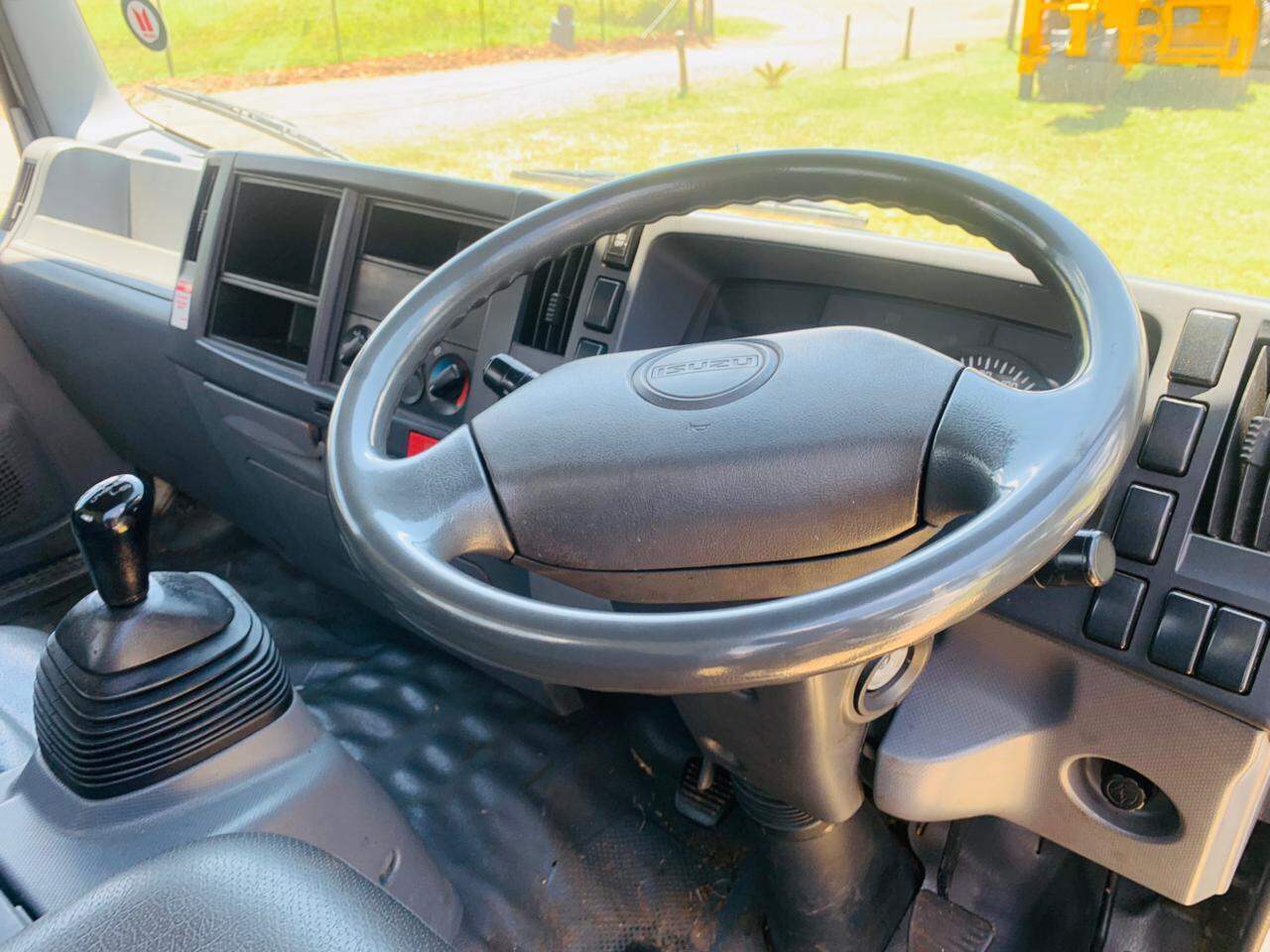 ISUZU NQR 400 DROPSIDE