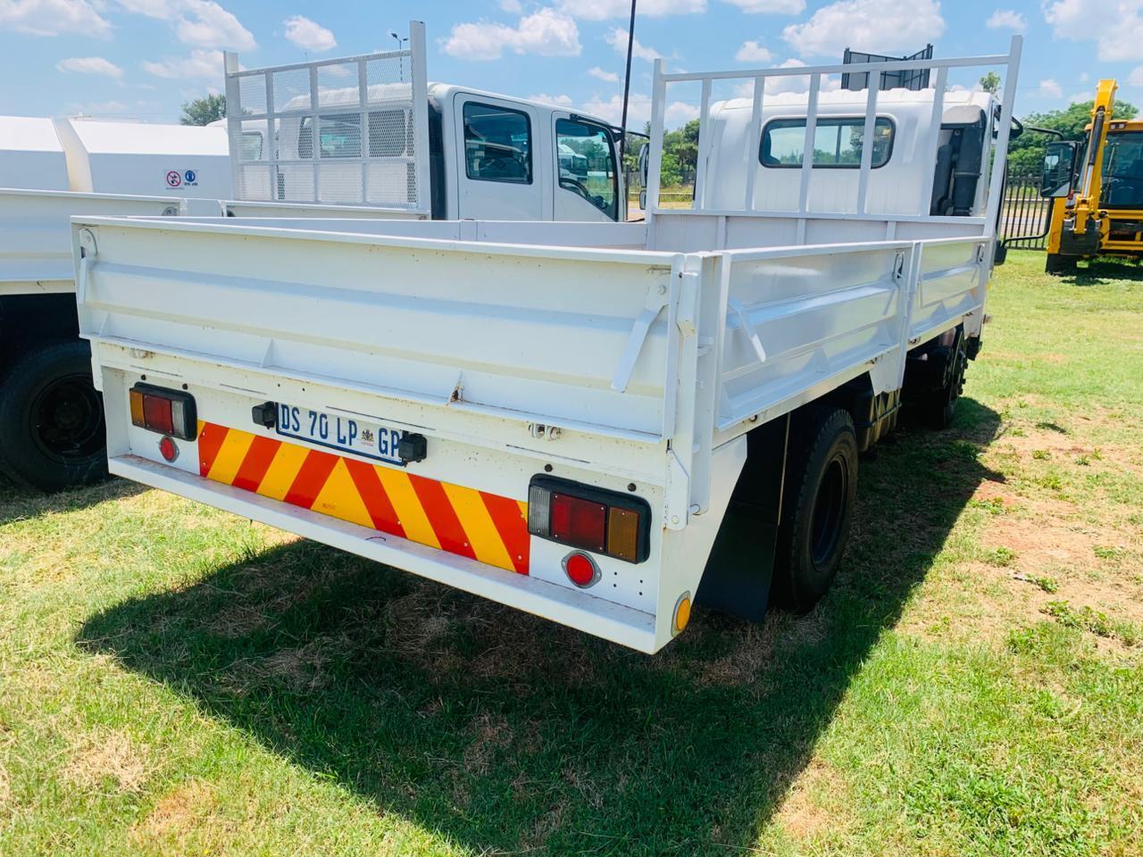 ISUZU NQR 400 DROPSIDE